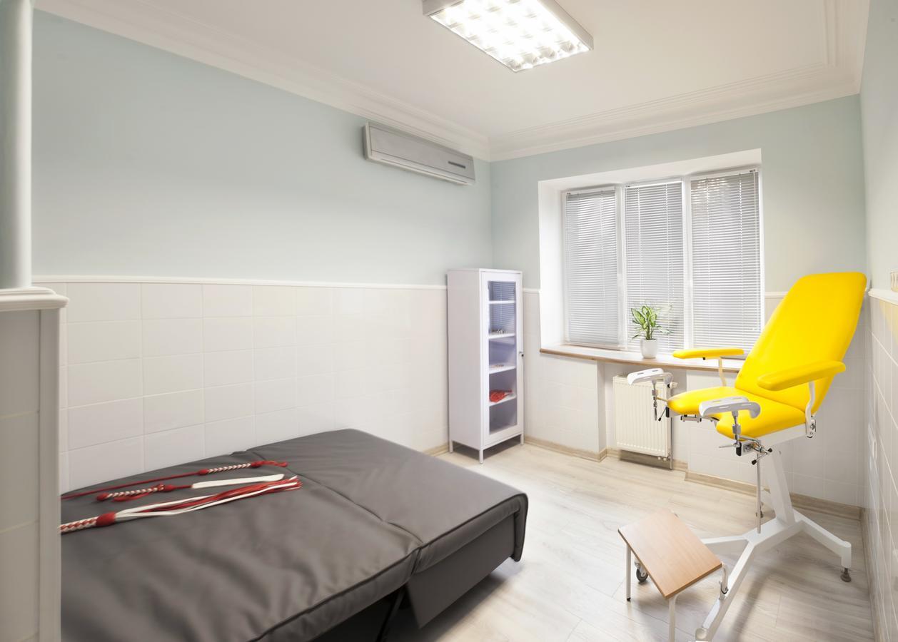 Dating Hotel Cherry Twins (Adults Only) Kiev Exterior photo